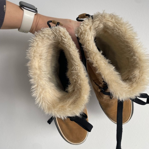 Sorel Tivoli III Women's Tan and Black Winter Boots Waterproof rubber suede - Picture 5 of 7